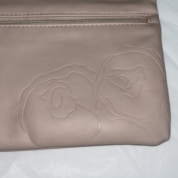 LIKE NEW Valentino Parfums Blush Foldover Clutch - Picture 5 of 12